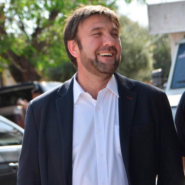 INTENDENTES DEL PJ VAN A BUENOS AIRES A PEDIR PLATA: LA POLÍTICA DEL “NO HAY FONDOS” AHORA ES PROTESTA